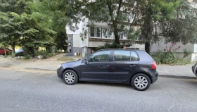 VW Golf - 2300 € / 4498.41 лв. - 75066000 2