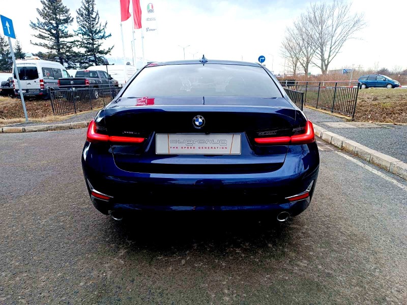 BMW 320 d XDrive, снимка 6 - Автомобили и джипове - 43864765