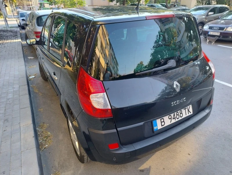 Renault Scenic, снимка 4 - Автомобили и джипове - 46663498