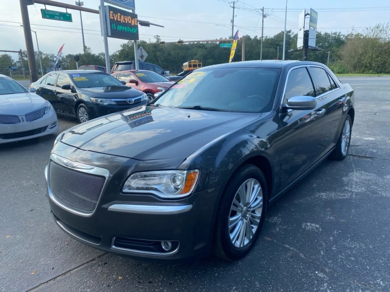 Chrysler 300c John Varvatos Luxury, снимка 1 - Автомобили и джипове - 48107464