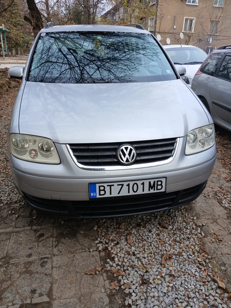 VW Touran, снимка 1 - Автомобили и джипове - 48145464