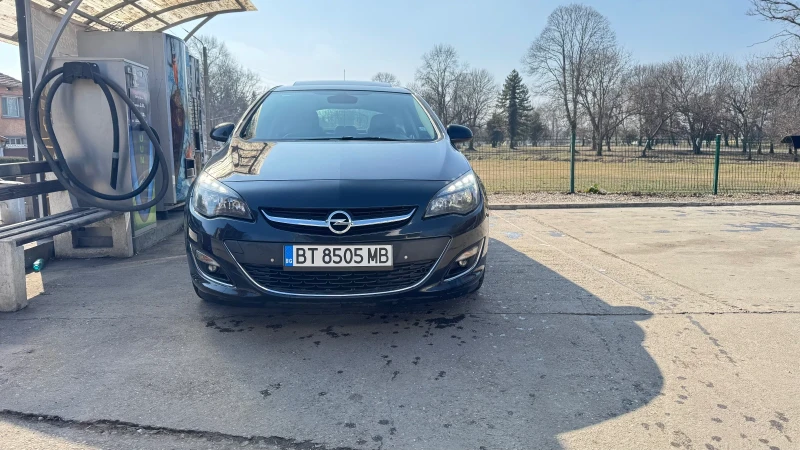 Opel Astra 1, 4t Cosmo, снимка 2 - Автомобили и джипове - 49589316