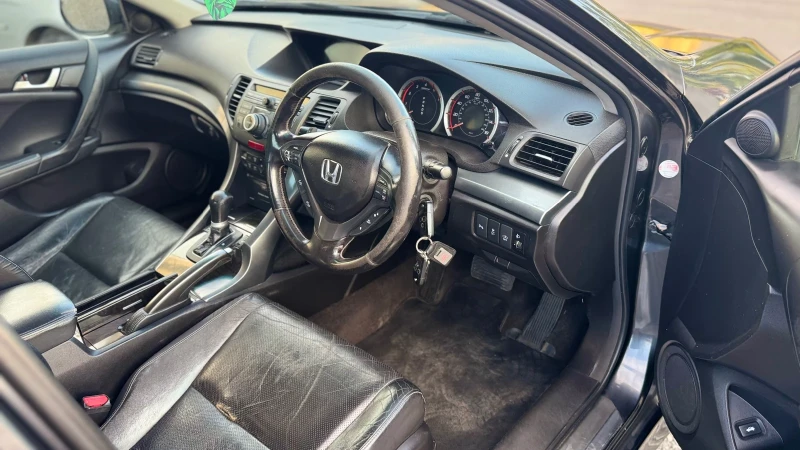 Honda Accord 2.2 АВТОМАТИК, снимка 6 - Автомобили и джипове - 51194487