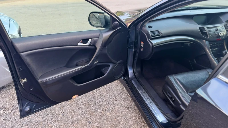 Honda Accord 2.2 АВТОМАТИК, снимка 11 - Автомобили и джипове - 51194487