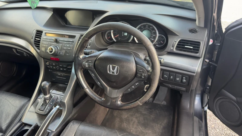 Honda Accord 2.2 АВТОМАТИК, снимка 7 - Автомобили и джипове - 51194487