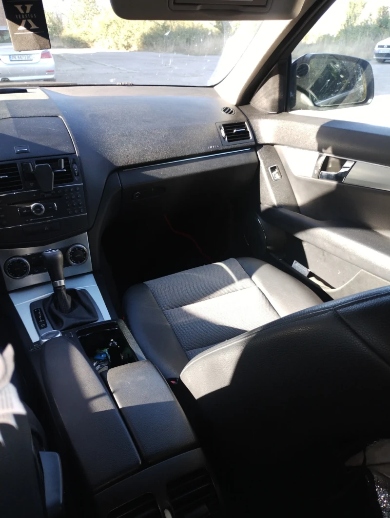 Mercedes-Benz C 220 220CDI, снимка 4 - Автомобили и джипове - 51824013