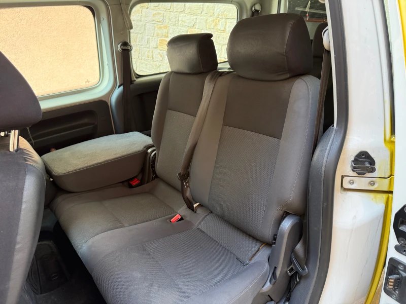 VW Caddy Maxi, снимка 5 - Автомобили и джипове - 52141426