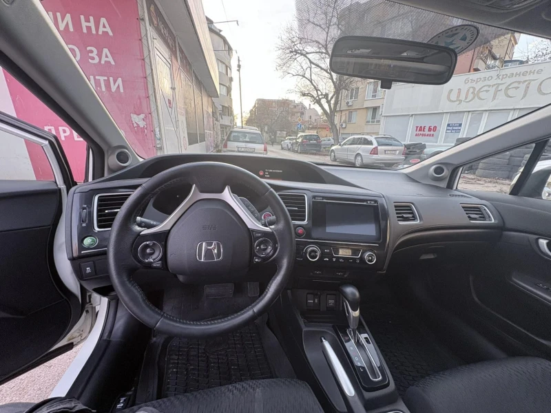 Honda Civic 1.8 i, снимка 6 - Автомобили и джипове - 52497502
