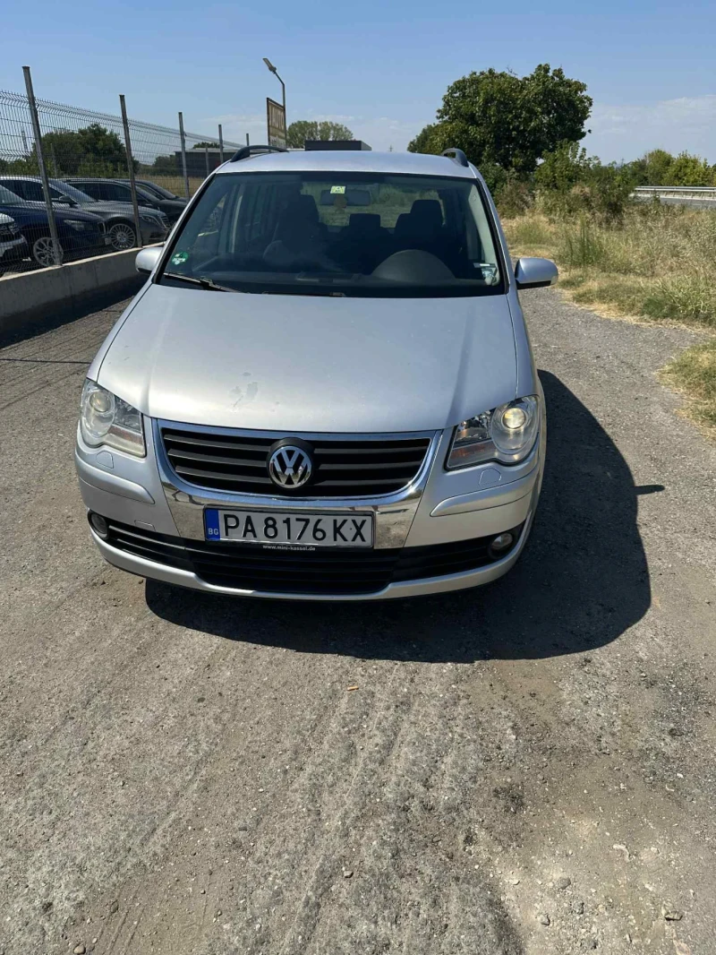 VW Touran, снимка 5 - Автомобили и джипове - 52536301