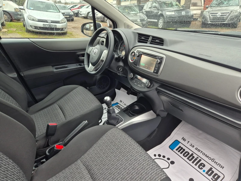 Toyota Yaris 1.4D-4D НОВ ВНОС ИТАЛИЯ БЕЗ РЪЖДИ И ЗАБЕЛЕЖКИ , снимка 11 - Автомобили и джипове - 53506798