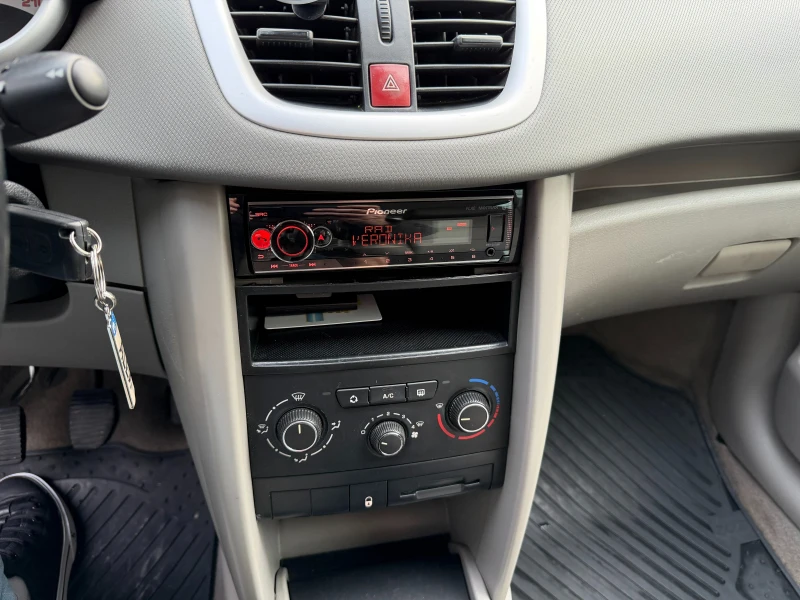 Peugeot 207, снимка 7 - Автомобили и джипове - 53523556