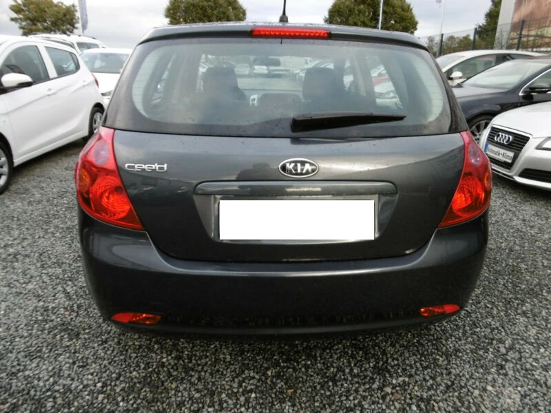 Kia Ceed 1.6 GAS - изображение 7