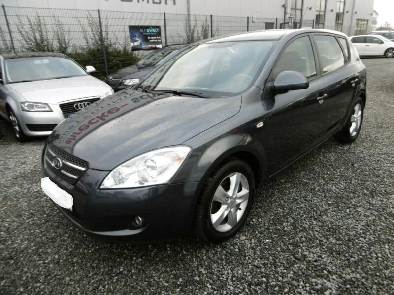 Kia Ceed 1.6 GAS - изображение 4