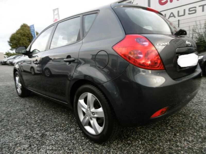 Kia Ceed 1.6 GAS - изображение 5