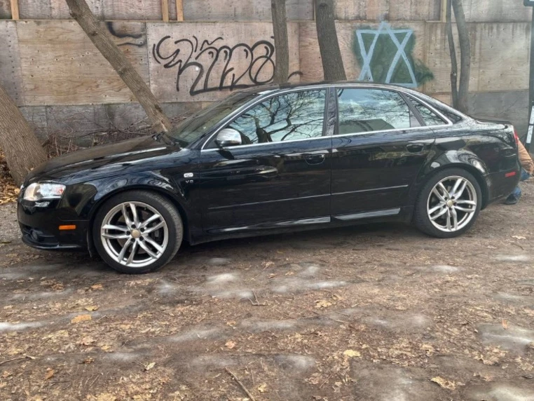 Audi S4 * 4dr Sdn * Ltd Avail* * CARFAX * БЕЗ ПЪРВОНАЧАЛНА, снимка 2 - Автомобили и джипове - 52919129
