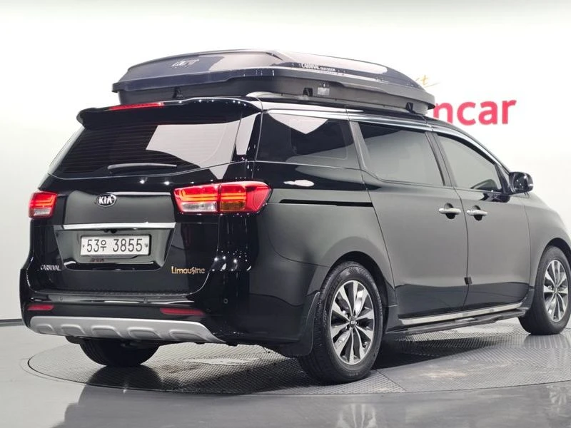 Kia Carnival 2.2 Automatic, снимка 3 - Автомобили и джипове - 55464626