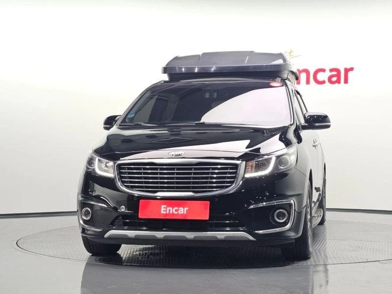 Kia Carnival 2.2 Automatic, снимка 2 - Автомобили и джипове - 55464626