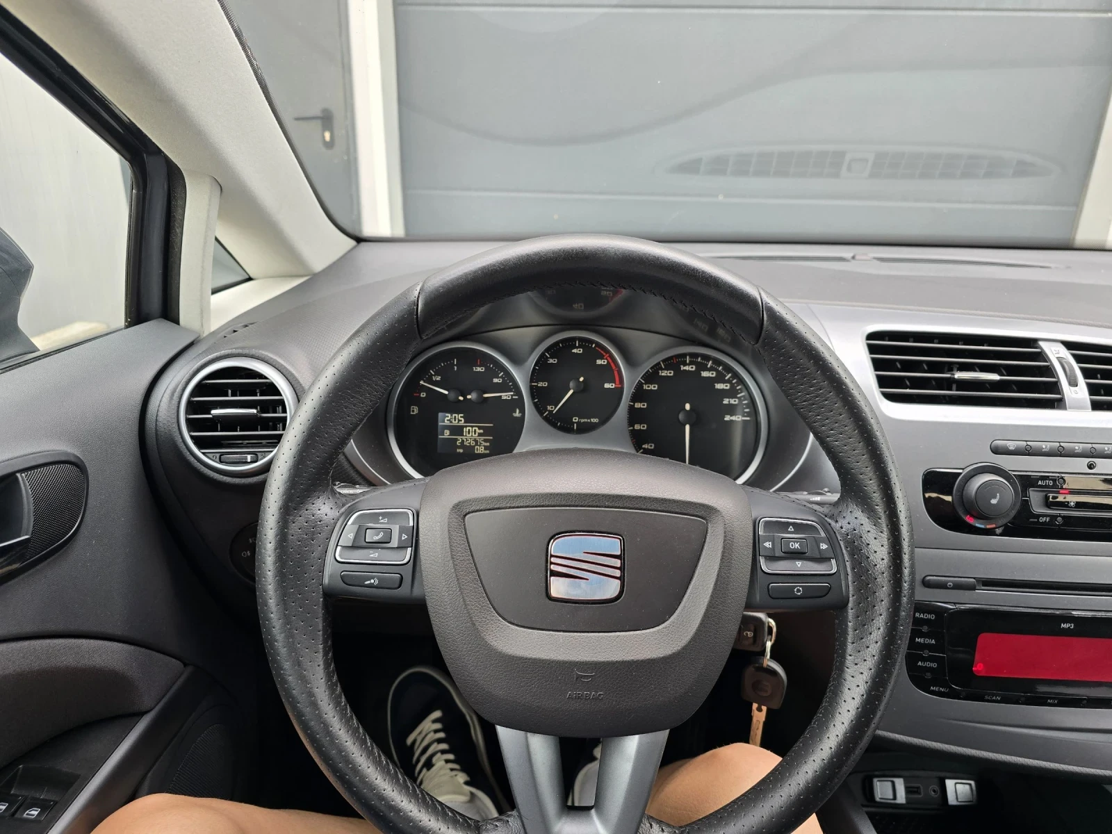 Seat Leon 2.0tdi 140k.c * Facelift * USB * Подгрев * ЛИЗИНГ - изображение 8