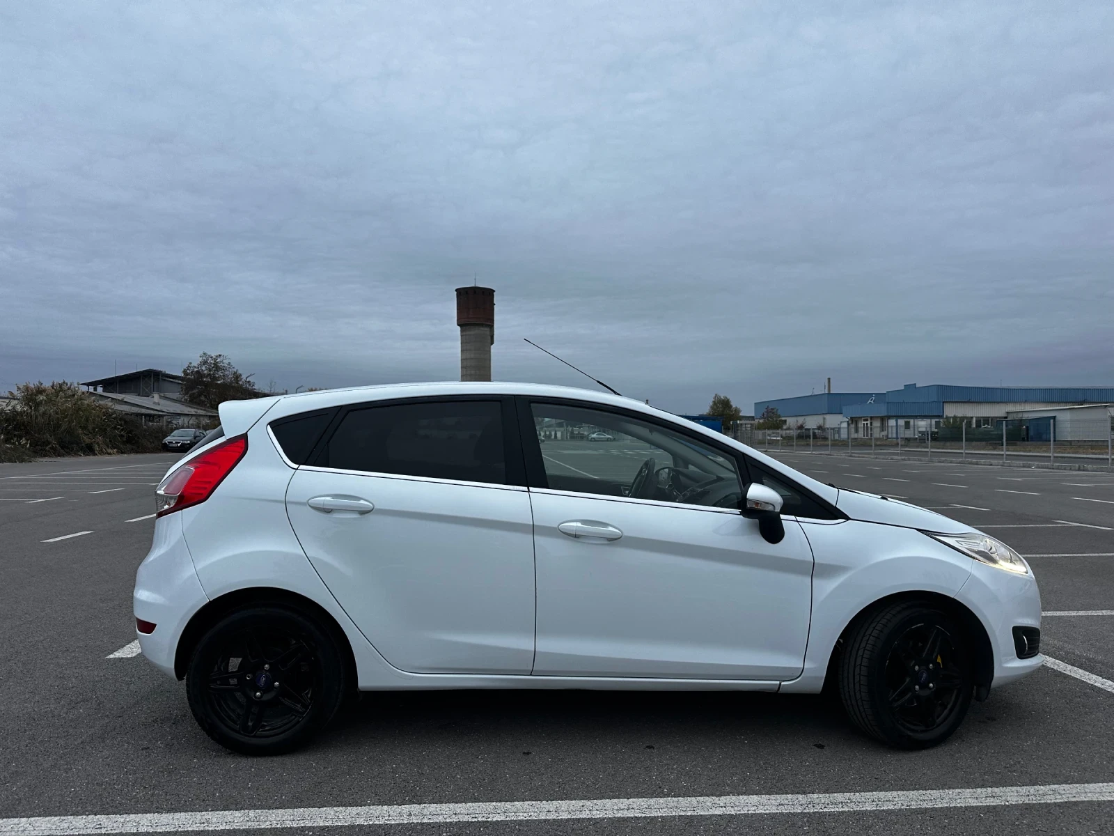 Ford Fiesta 1.4 97кс ГАЗ Titanium LED EURO5B - изображение 7