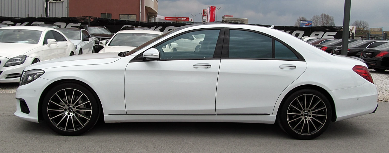 Mercedes-Benz S 350 AMG-OPTIC/ Keyless Go/ПОДГРЕВ ОБДУХВАНЕ - изображение 4