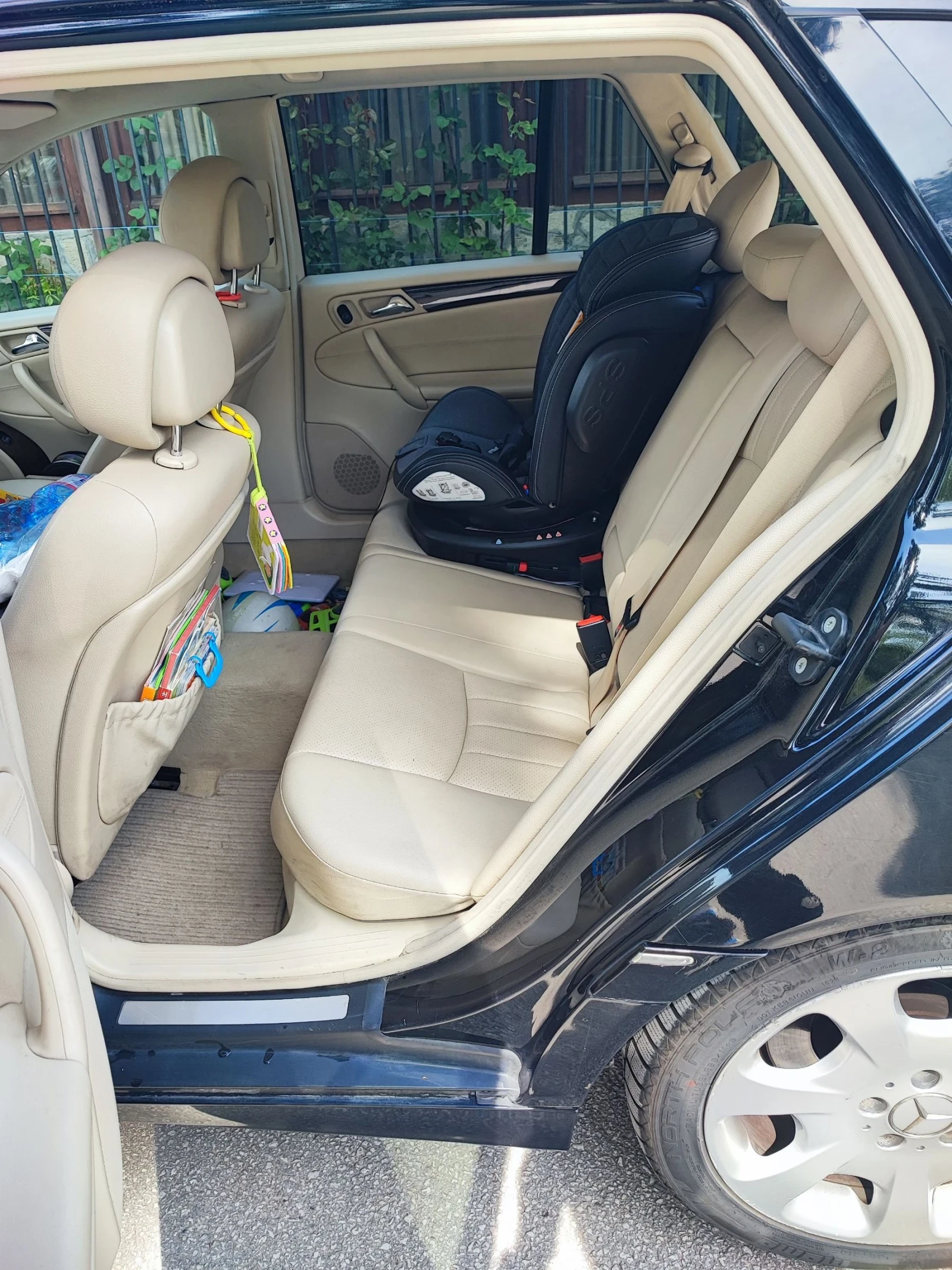 Mercedes-Benz C 320  - изображение 10