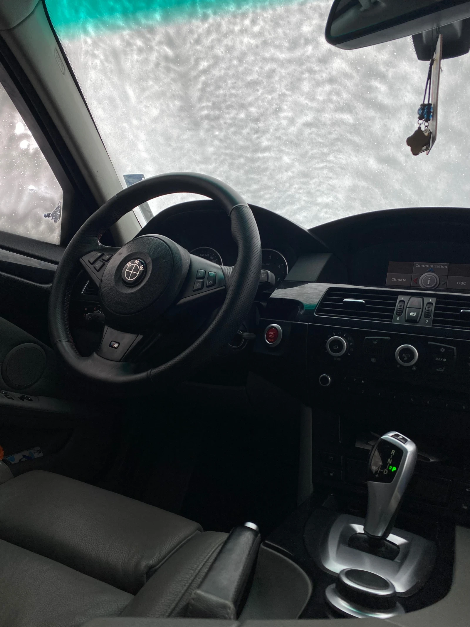 BMW 525 3.0d 197кс LCI - изображение 5