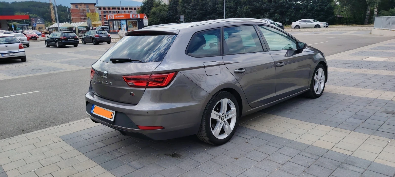 Seat Leon 2, 0 FR-150к.с.фейслифт - изображение 3