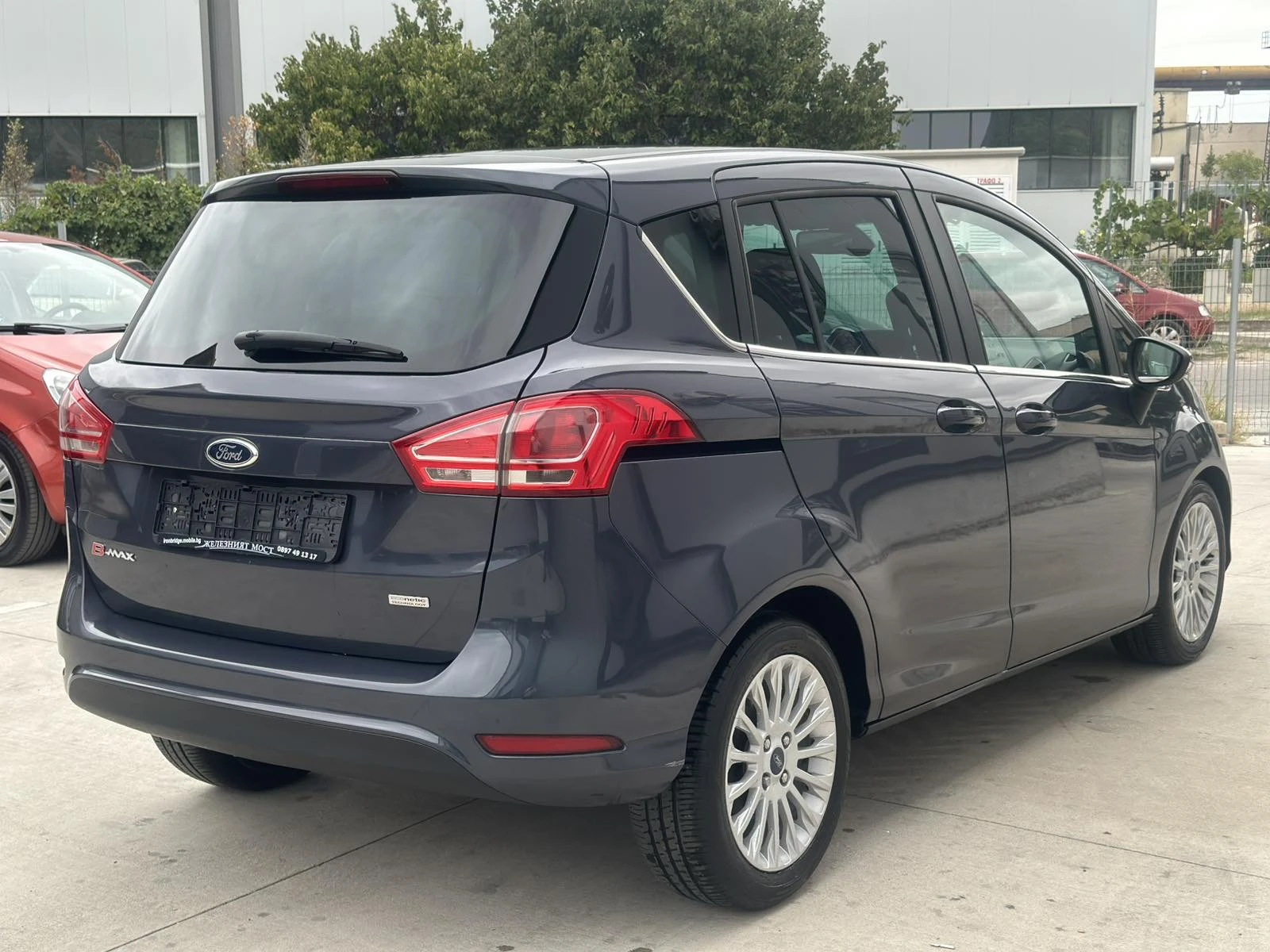 Ford B-Max 1.6 95ps Italia Отличен - изображение 5