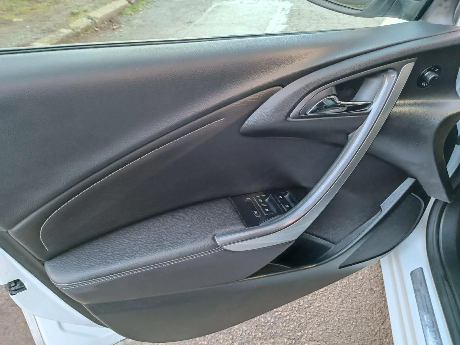 Opel Astra 1.7 CDTI - изображение 9