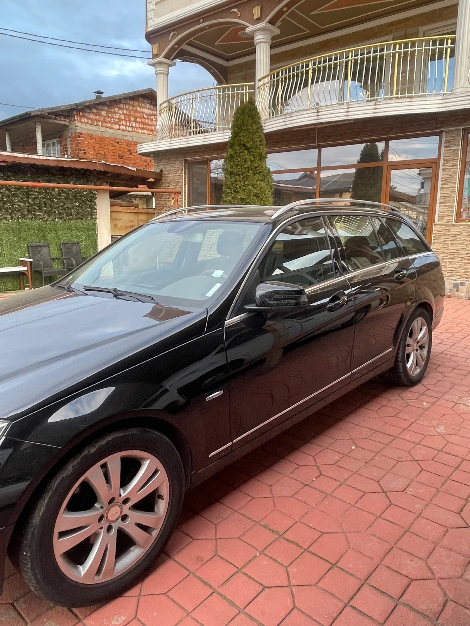 Mercedes-Benz C 180  - изображение 2