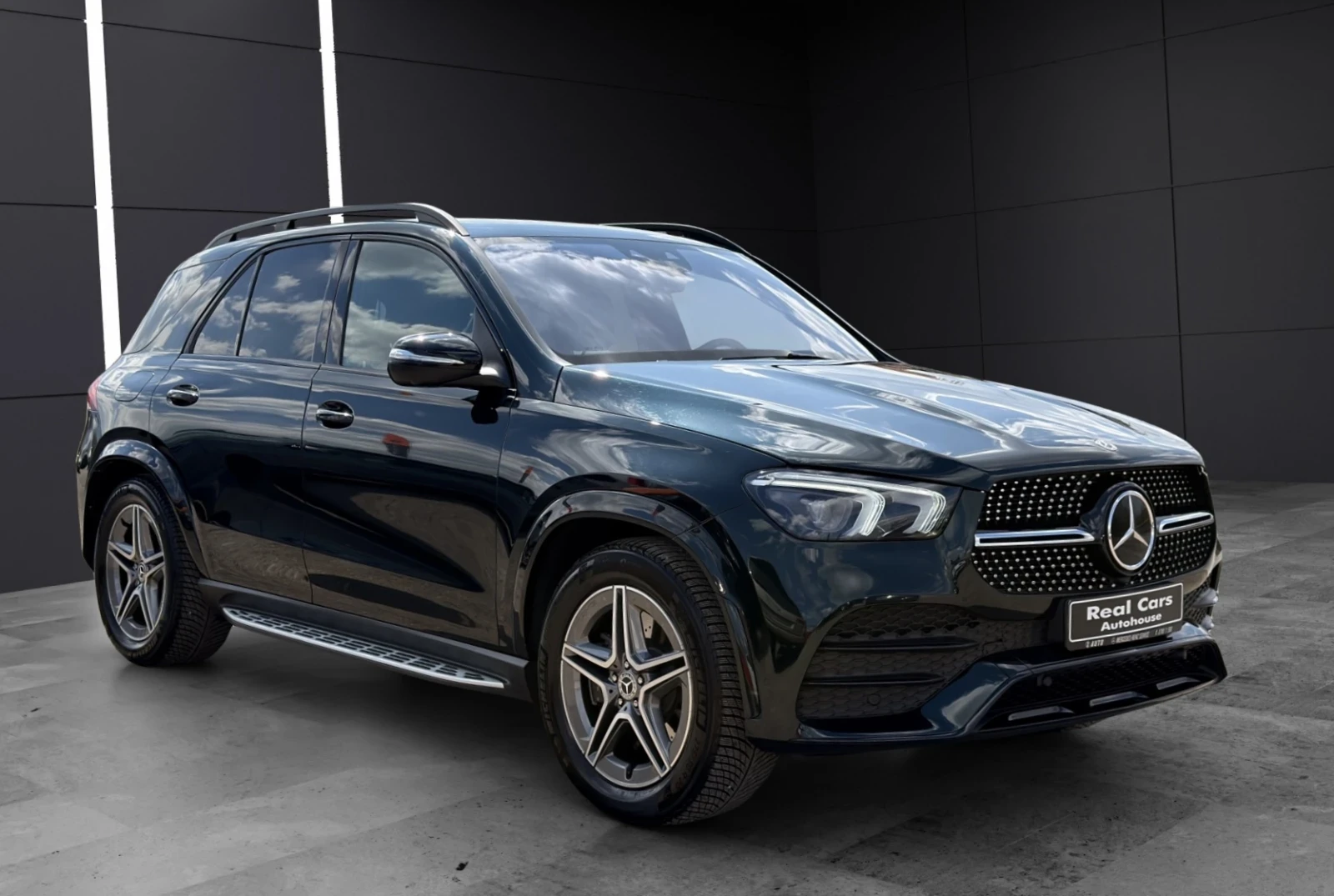 Mercedes-Benz GLE 450 * 4M* AMG* BURM* 360* MANUGAKTUR* Massage* , снимка 3 - Автомобили и джипове - 54028801