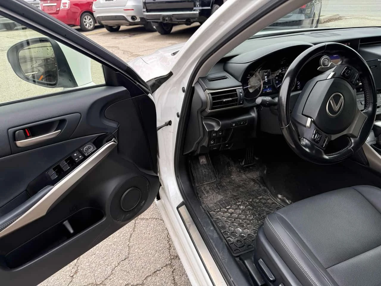 Lexus IS 300 * CARFAX * ��������� * KEYLESS | Mobile.bg � ����������� 5