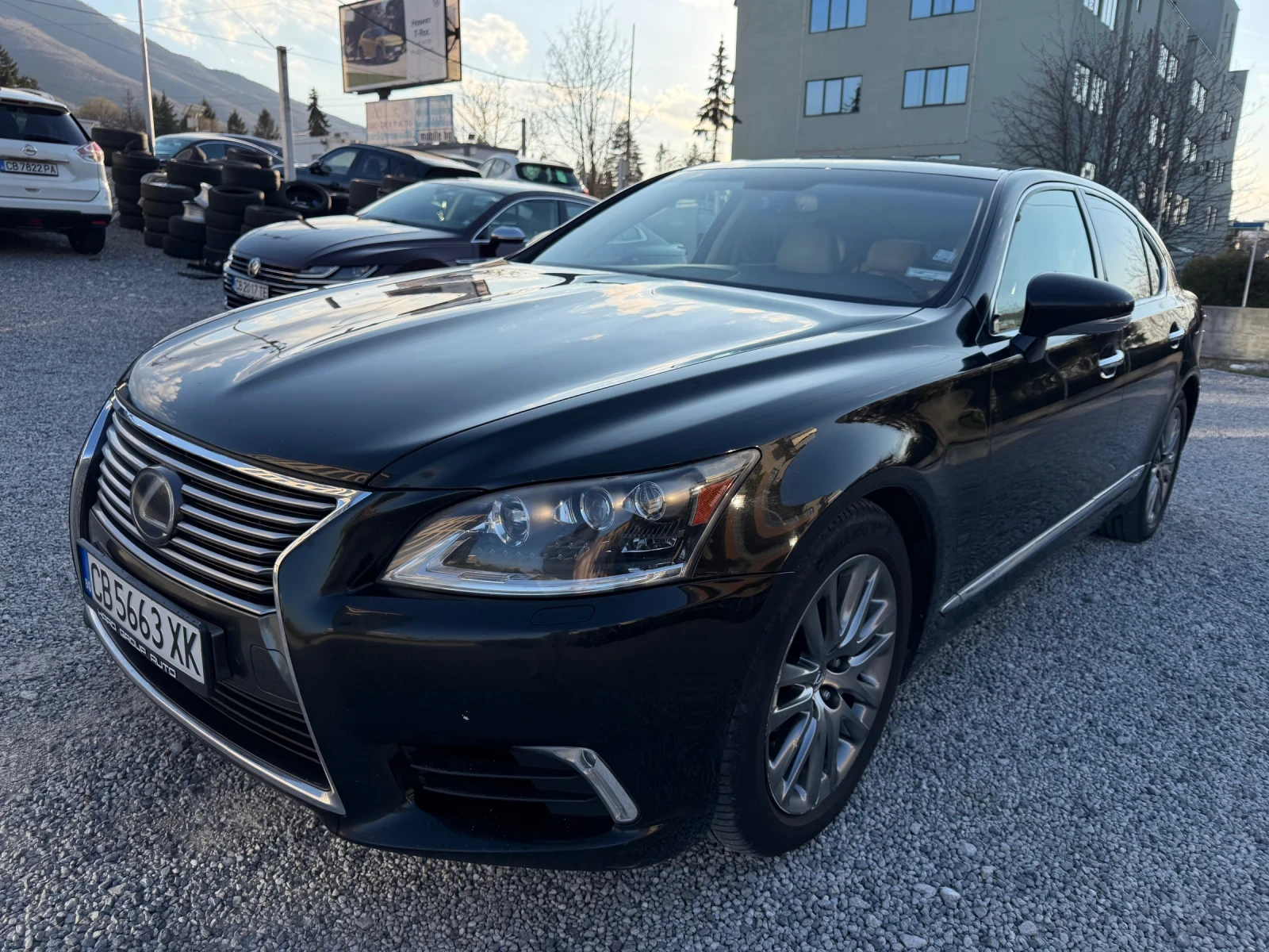 Lexus LS 600 Hybrid 4x4 Long Executive 4xMassage