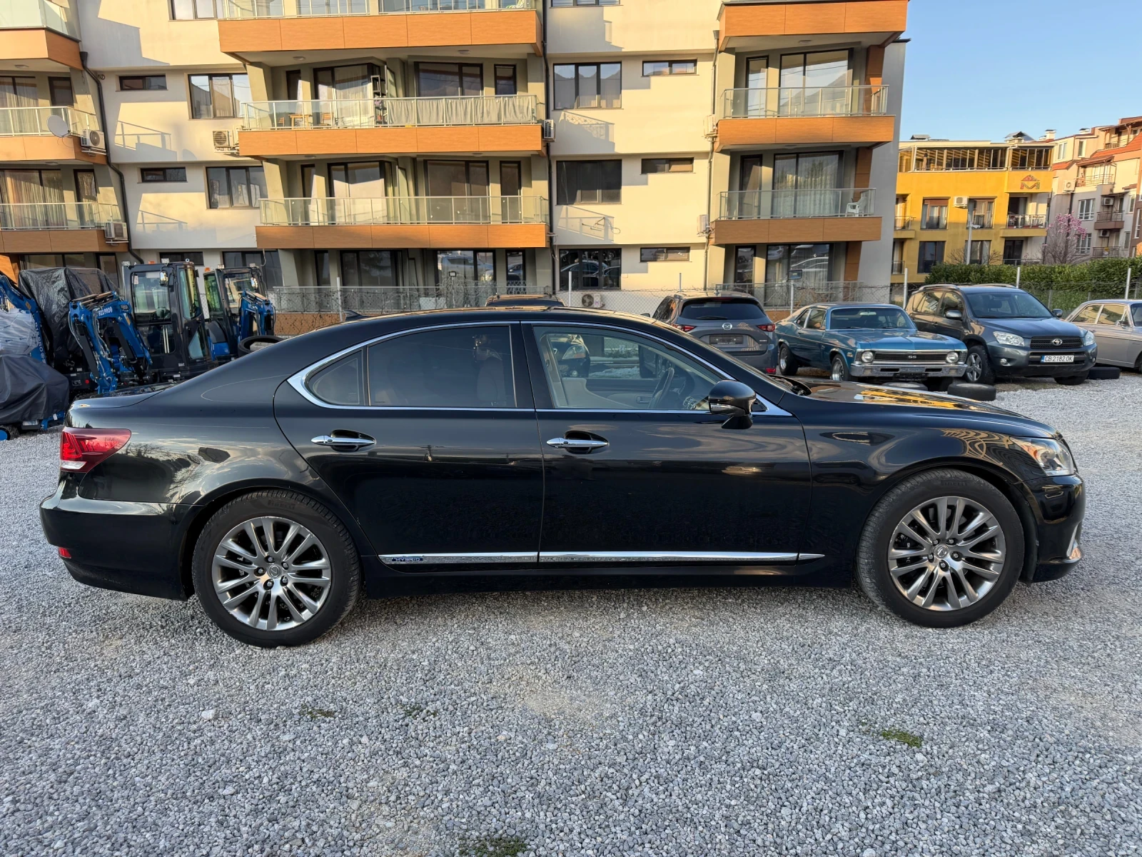 Lexus LS 600 Hybrid 4x4 Long Executive 4xMassage, снимка 4 - Автомобили и джипове - 54145613