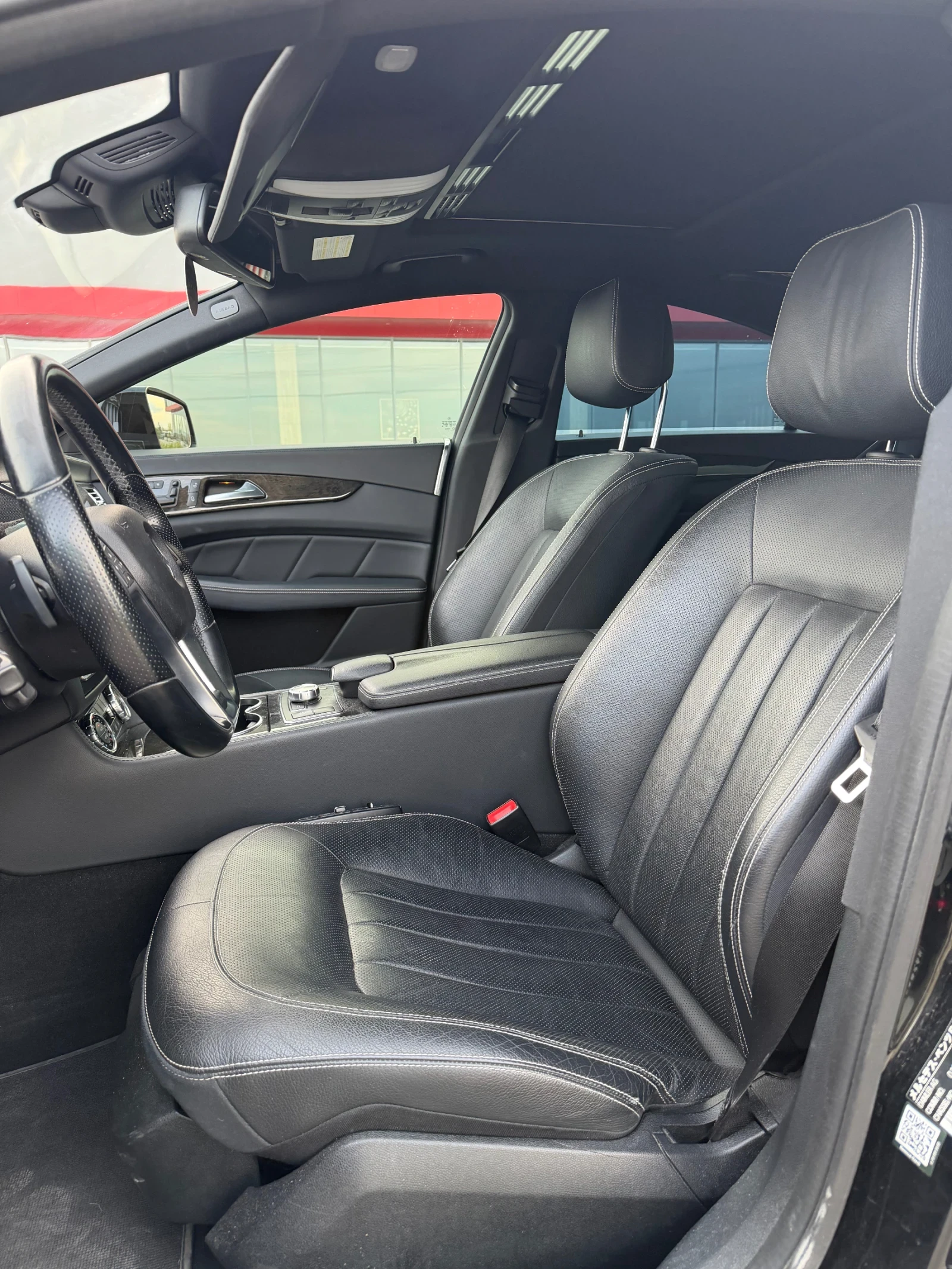 Mercedes-Benz CLS 350, снимка 11 - Автомобили и джипове - 54174544