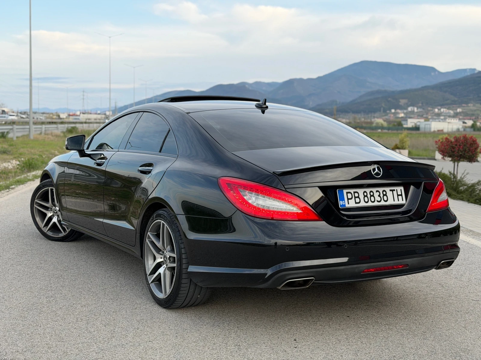 Mercedes-Benz CLS 350, снимка 2 - Автомобили и джипове - 54174544
