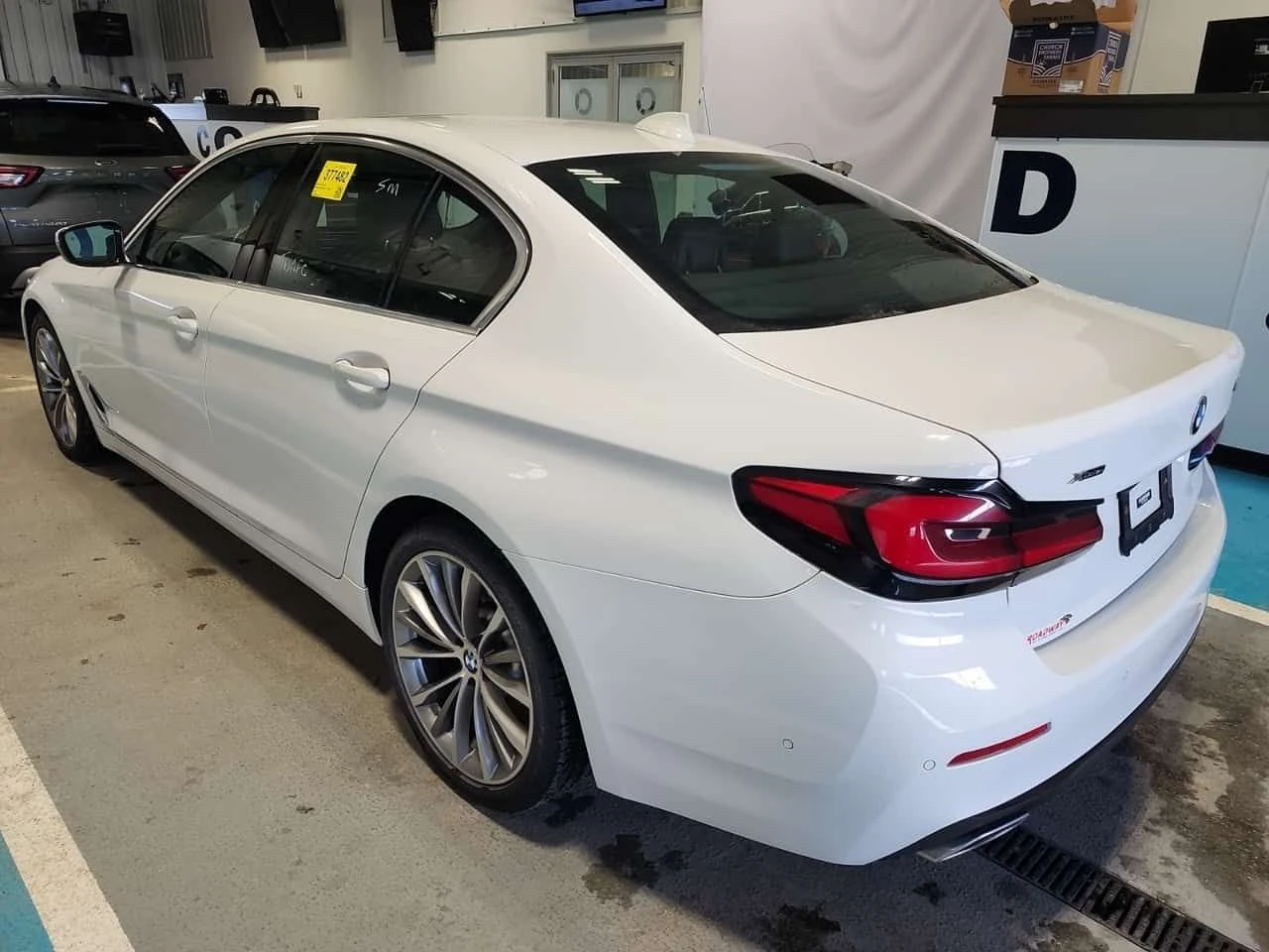 BMW 530 xDrive * CARFAX * �������* ������� ����� *  | Mobile.bg � ����������� 4