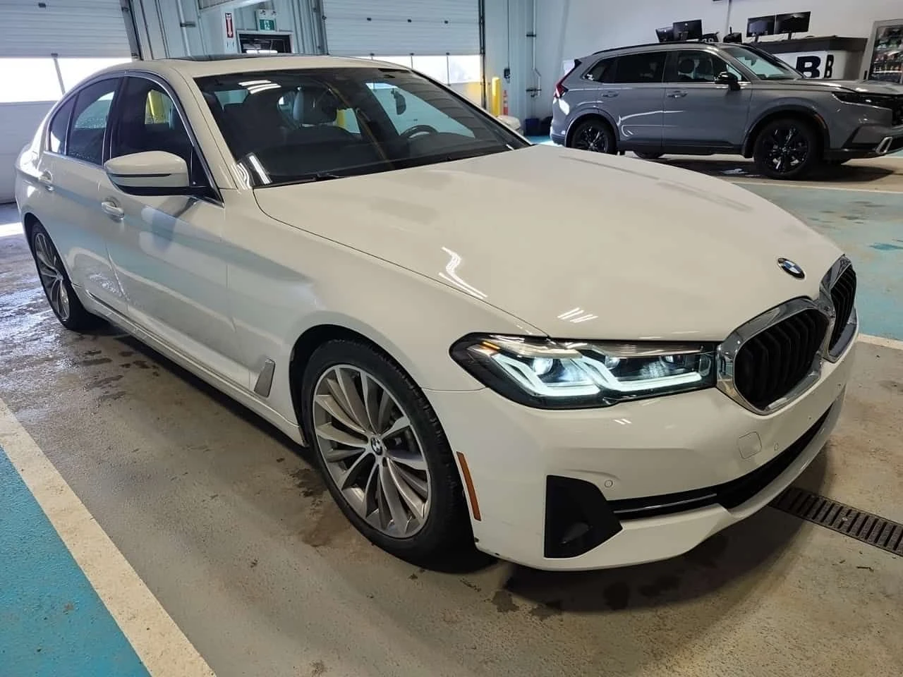 BMW 530 xDrive * CARFAX * �������* ������� ����� *  | Mobile.bg � ����������� 2