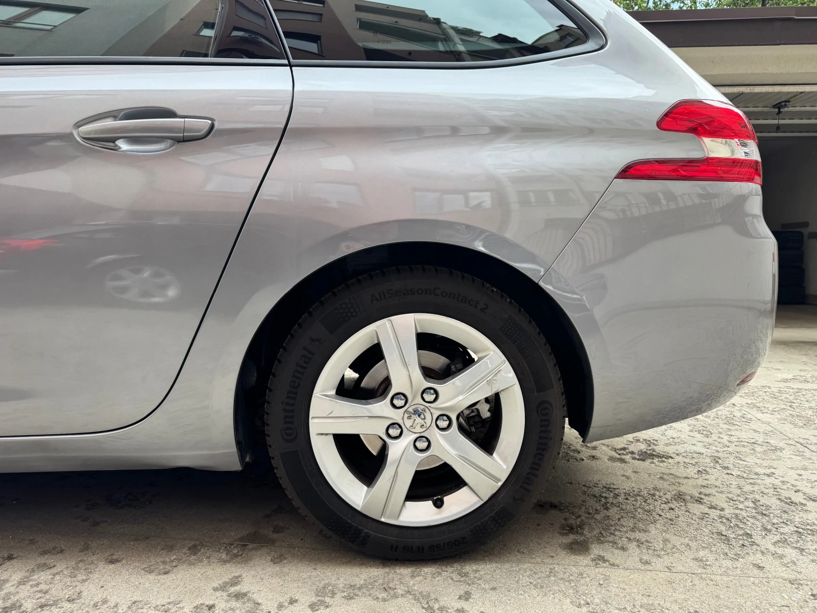 Peugeot 308 308 SW 1.2 i (130 HP), снимка 6 - Автомобили и джипове - 54396203