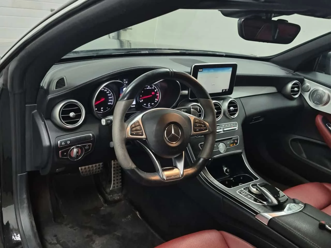 Mercedes-Benz C 43 AMG  ОБДУХВАНЕ / 360 / ДИСТРОНИК / BURMESTER , снимка 10 - Автомобили и джипове - 55445392