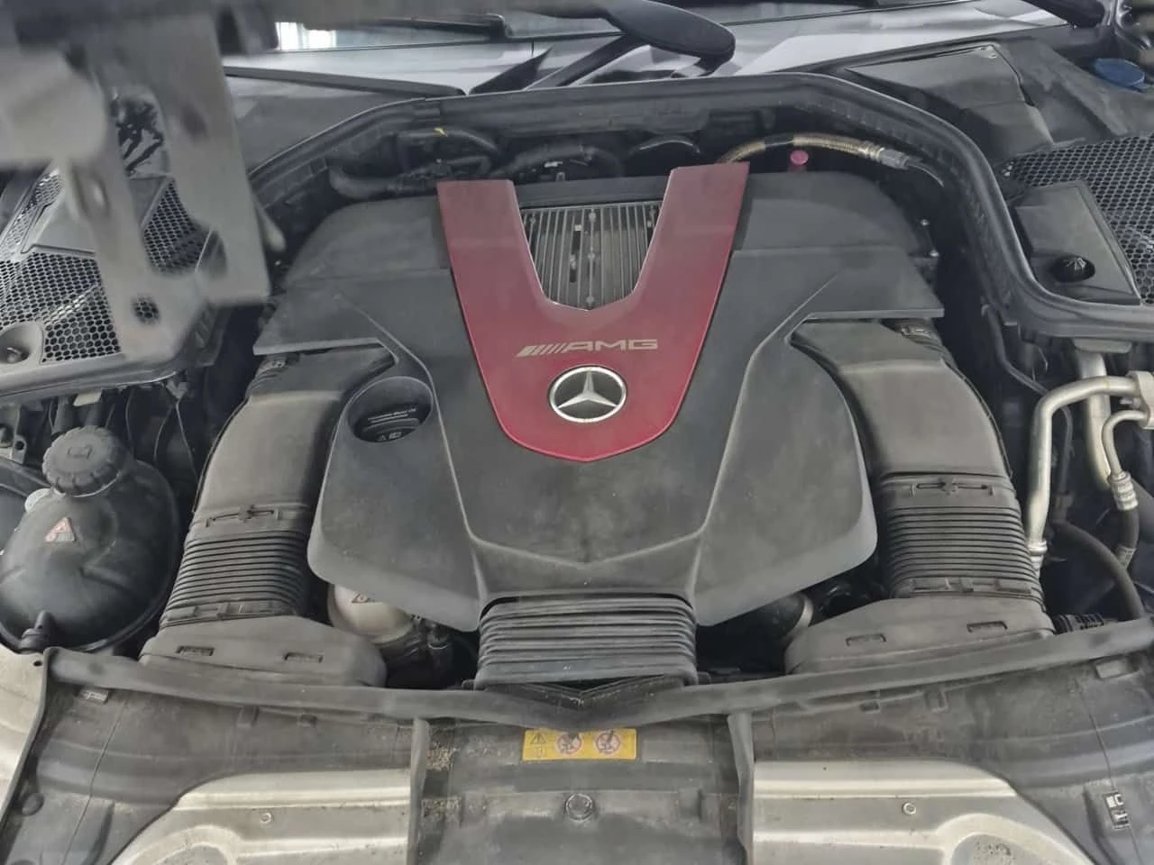 Mercedes-Benz C 43 AMG  ОБДУХВАНЕ / 360 / ДИСТРОНИК / BURMESTER , снимка 16 - Автомобили и джипове - 55445392