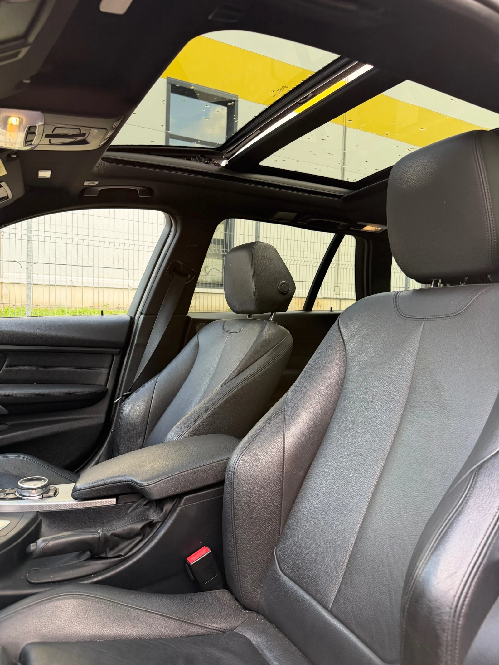BMW 335 X-drive/M-pack/FULL/БАРТЕР, снимка 11 - Автомобили и джипове - 55826180