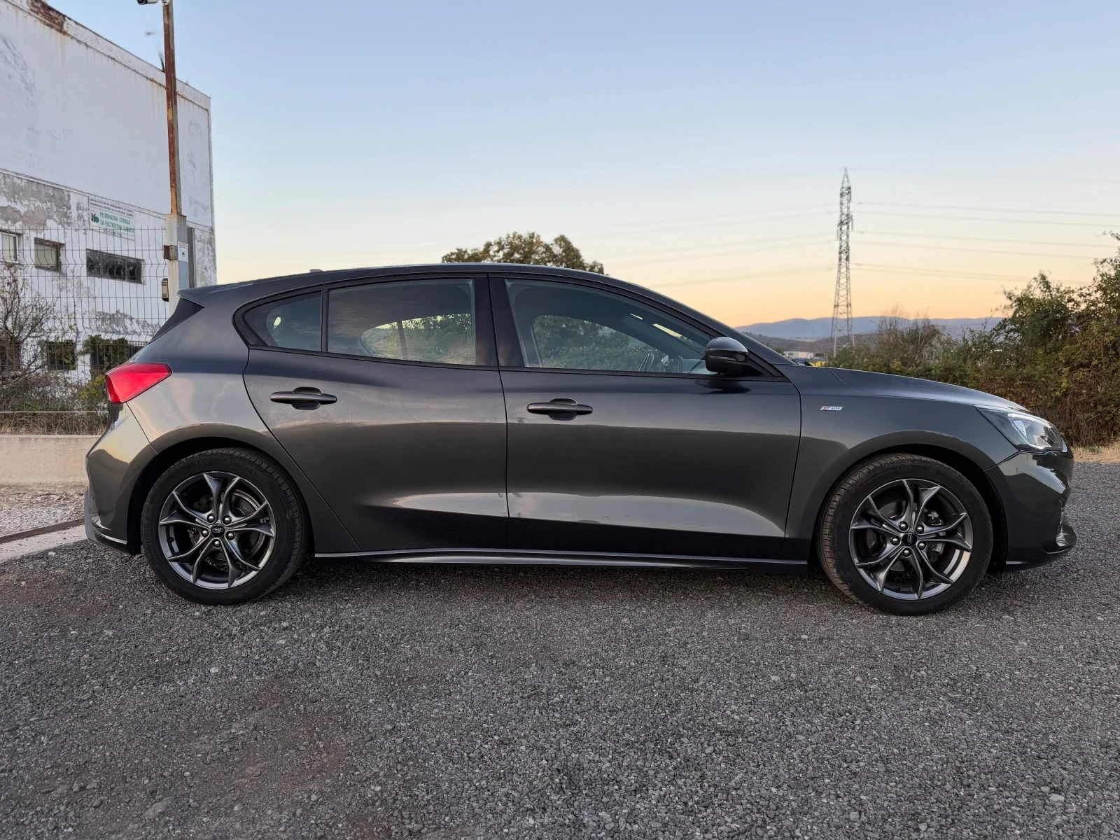 Ford Focus 1.0/st line/camera/pdc/navi/autopark/лизинг, снимка 7 - Автомобили и джипове - 56379890