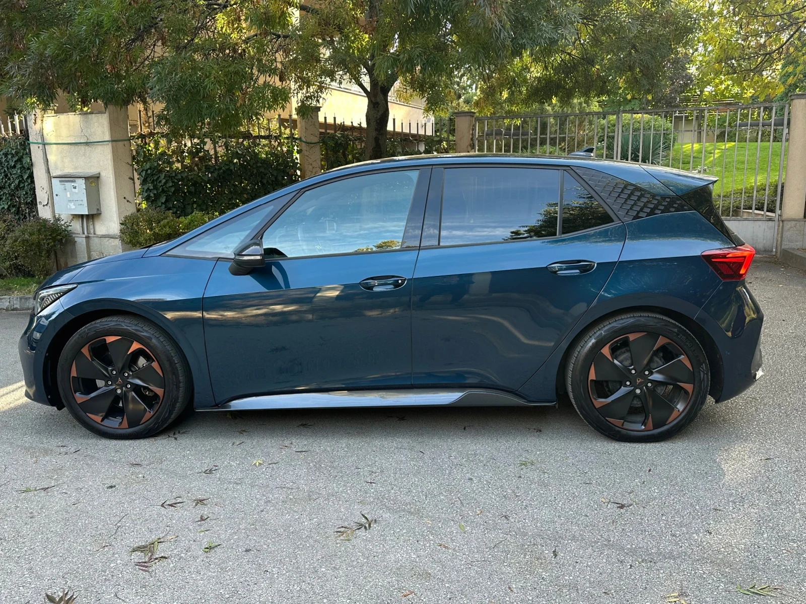 Cupra Born 150kW/62kWh/38000km/HeadUp/Keyless | Mobile.bg � ����������� 2