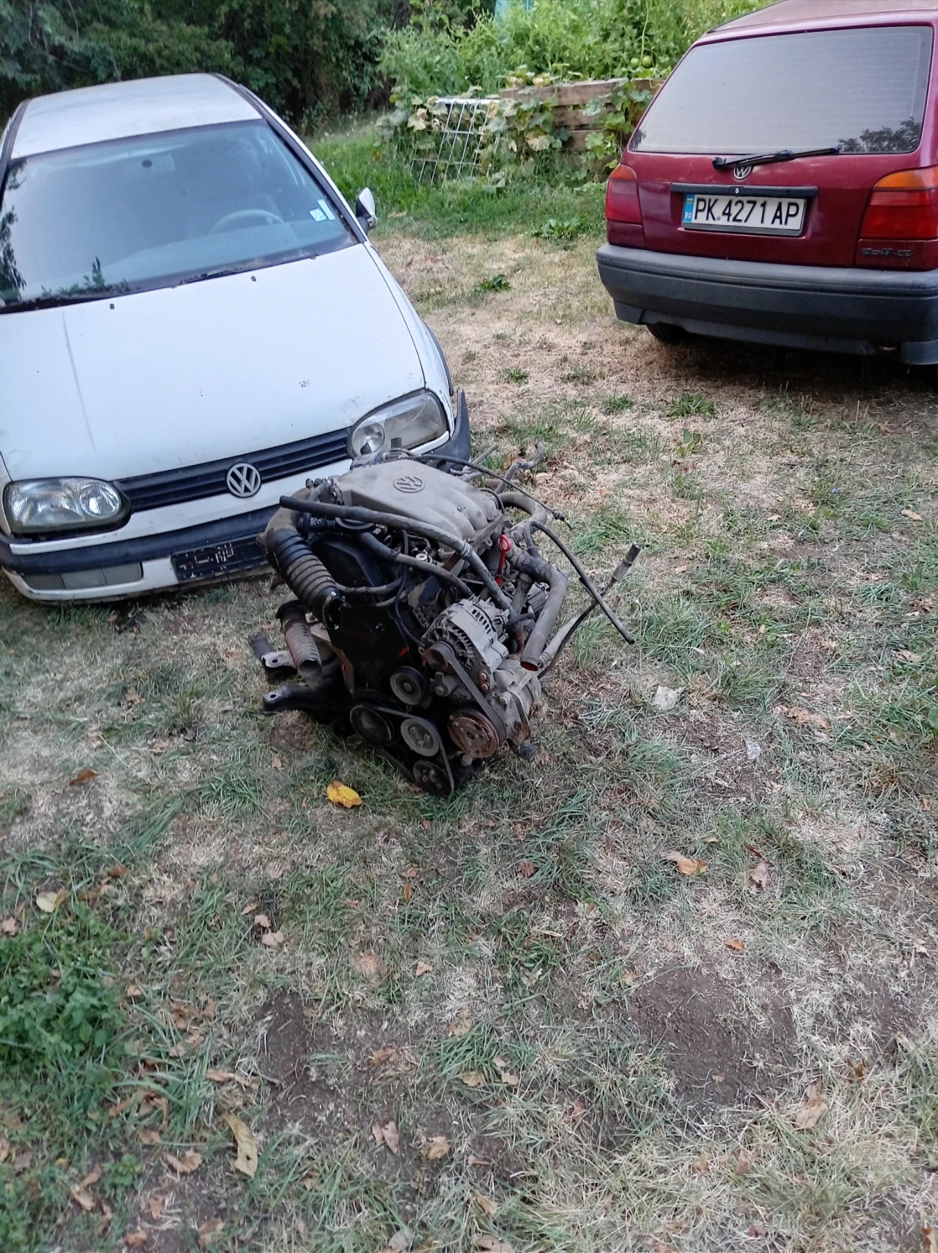 VW Golf 1, 6 101 кс, снимка 4 - Автомобили и джипове - 56625089