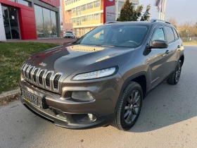     Jeep Cherokee 2.0/LONGITUDE/4* 4/NAVI