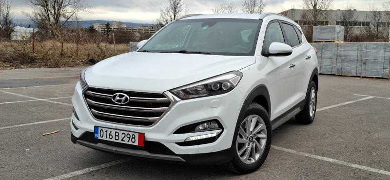 Hyundai Tucson 2.0 Automat 4x4 Xenon Led, снимка 3 - Автомобили и джипове - 48316904