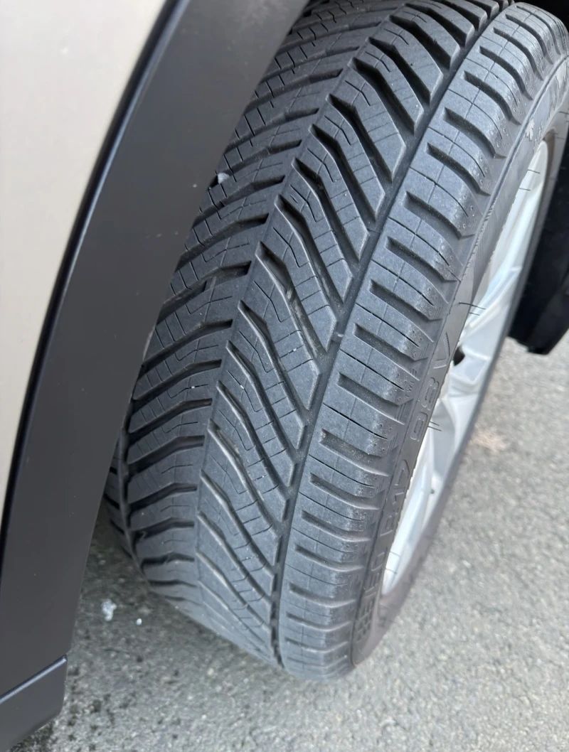 BMW X1 Facelift Обслужен , снимка 10 - Автомобили и джипове - 52595834