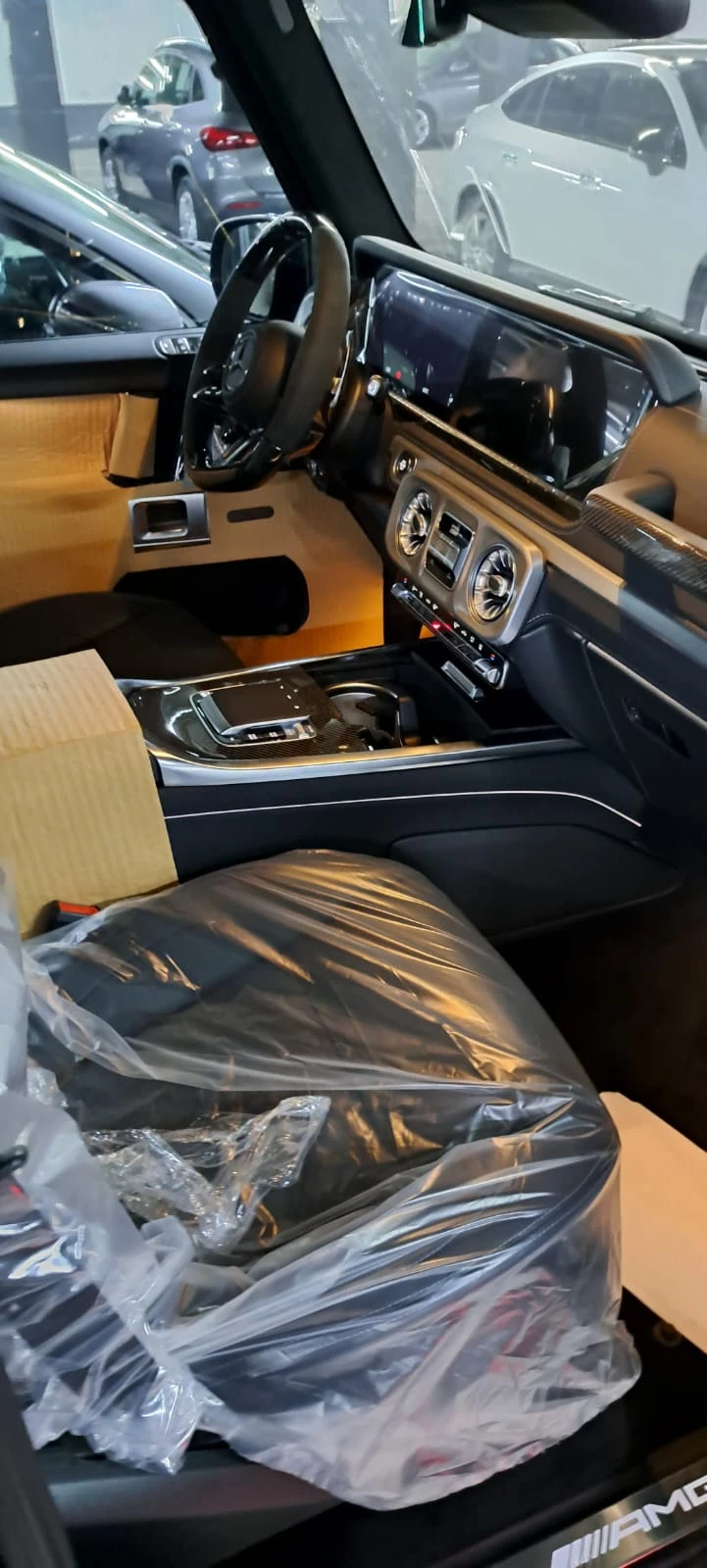 Mercedes-Benz G 63 AMG, снимка 4 - Автомобили и джипове - 47604127