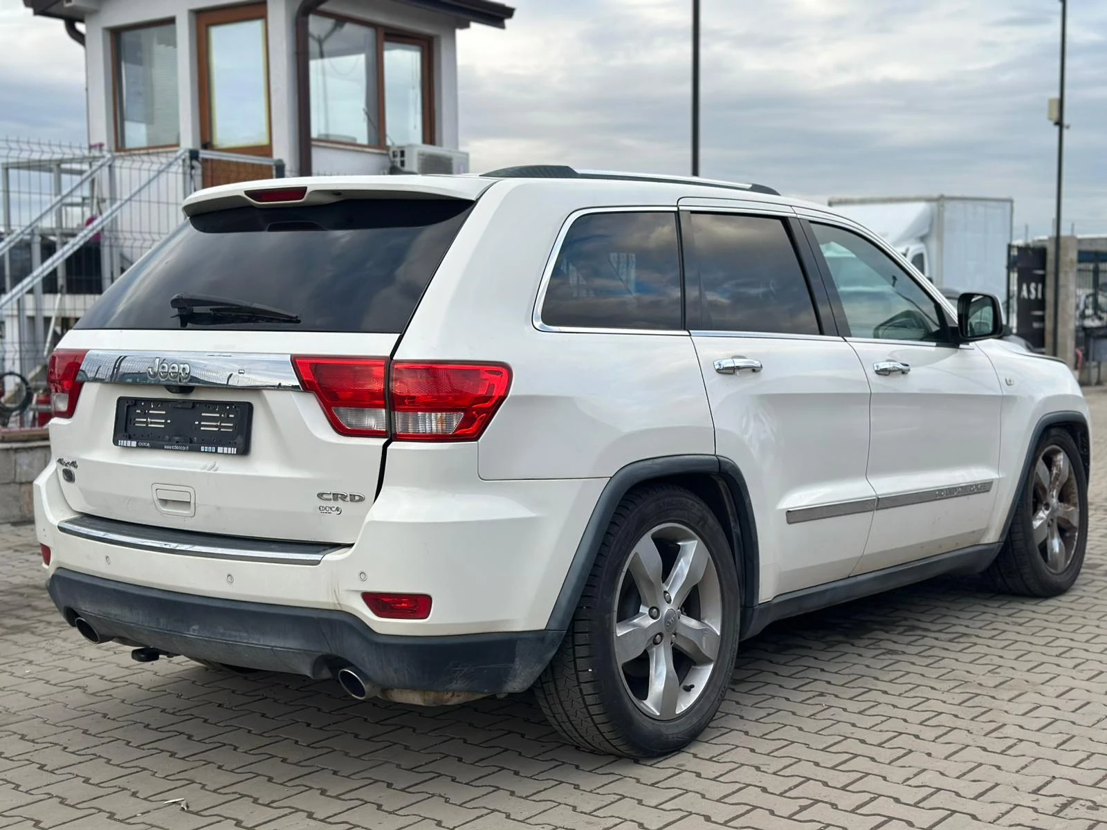 Jeep Grand cherokee / 3.0D / 241 HP / НЕ ПАЛИ /  - изображение 5